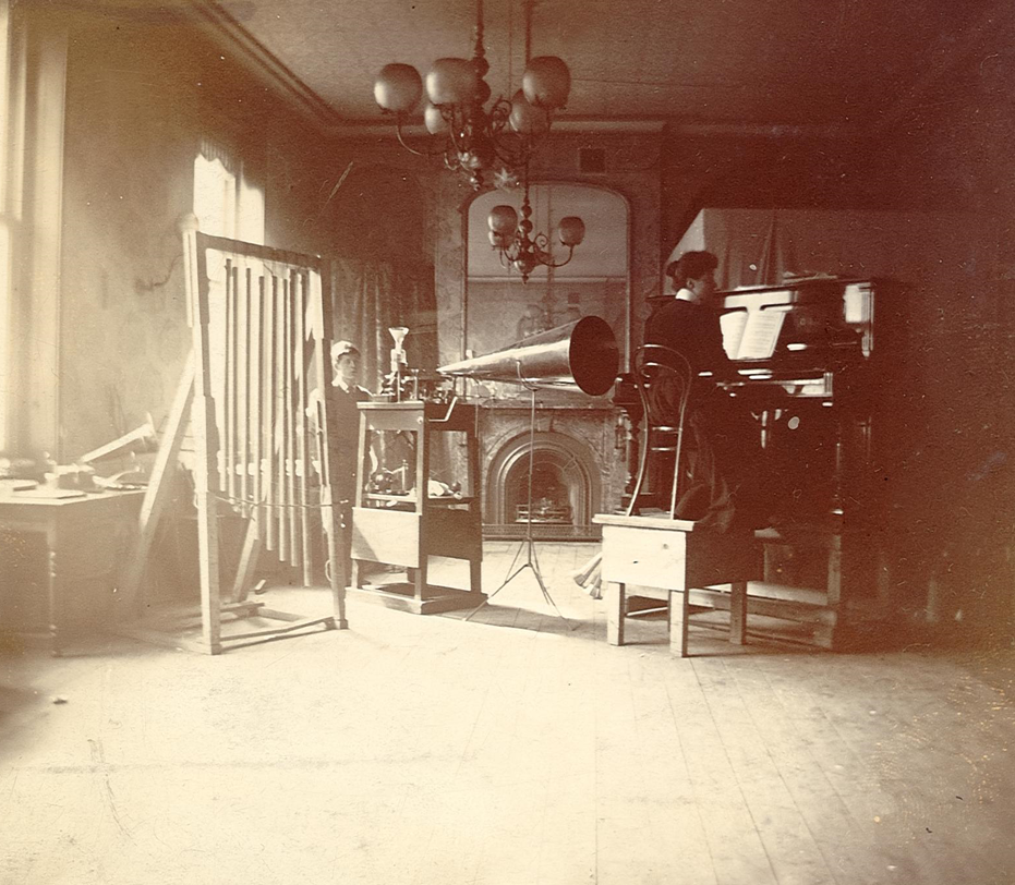 The  Studio of Fred Gaisberg’s Gramophone Company - 1898