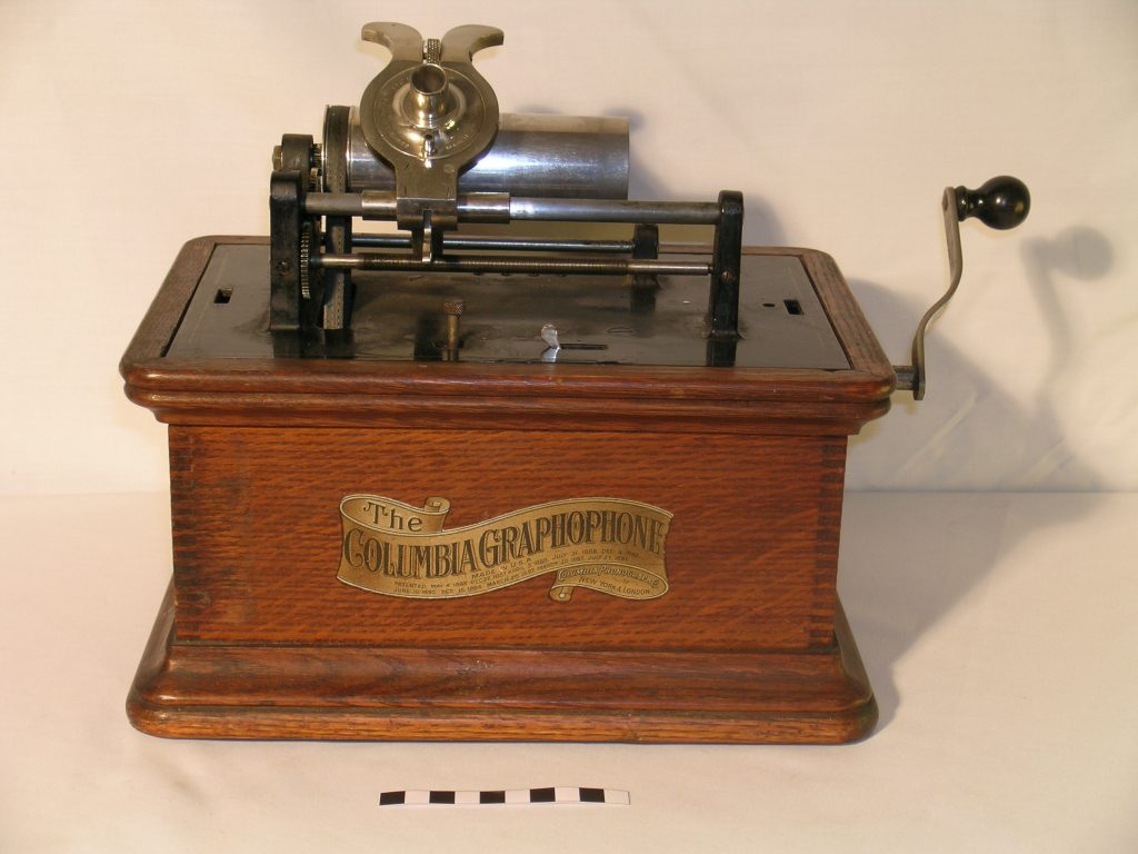 THE COLUMBIA TYPE BK GRAPHOPHONE EMIAT.6