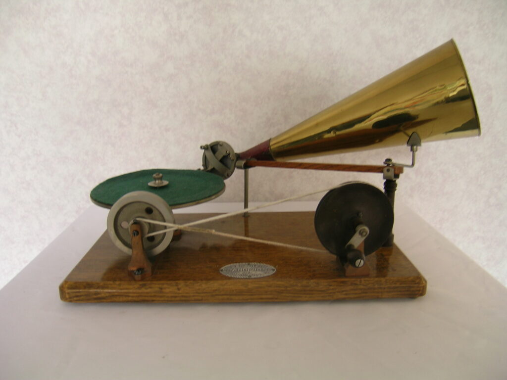 Berliner Gramophone Co., Philadelphia, circa 1895